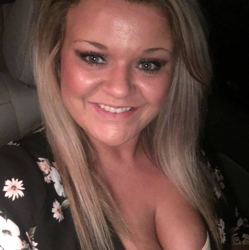 Meet your Posher, Kandi